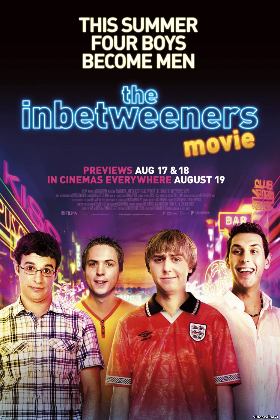 Смотреть фильм онлайн:Переростки / The Inbetweeners Movie (2011)